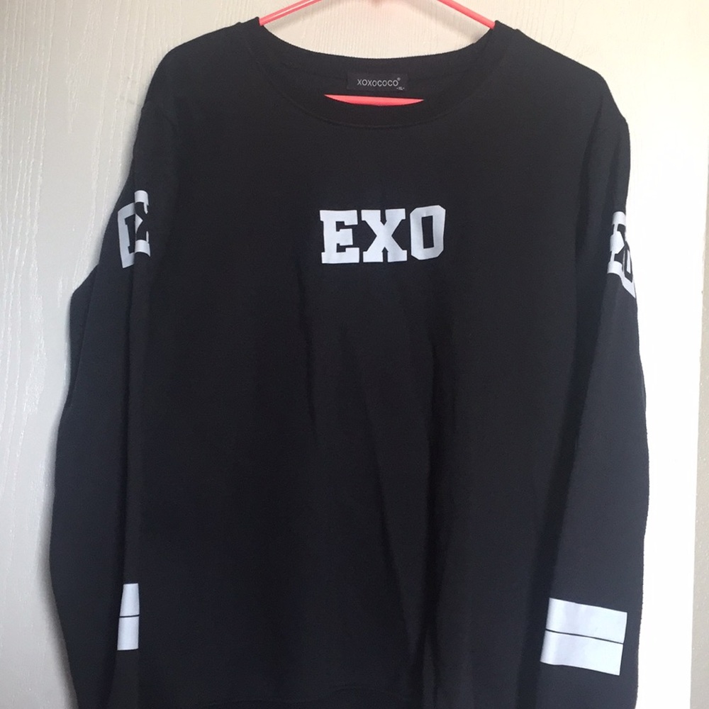 EXO sweatshirt (Sehun)